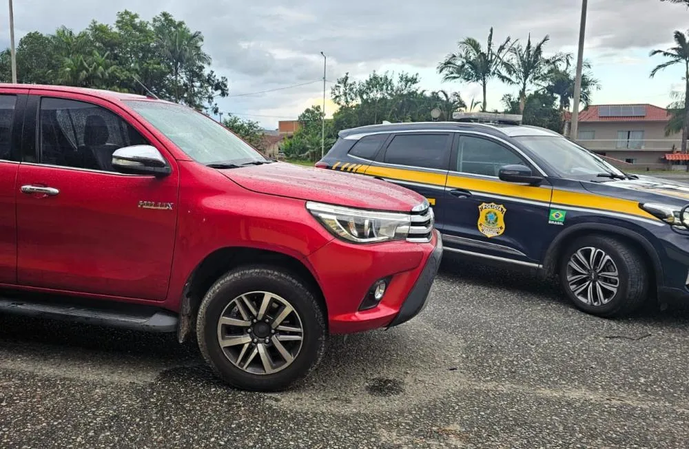 Picape de turistas argentinos furtada em Bombinhas é recuperada em Joinville
