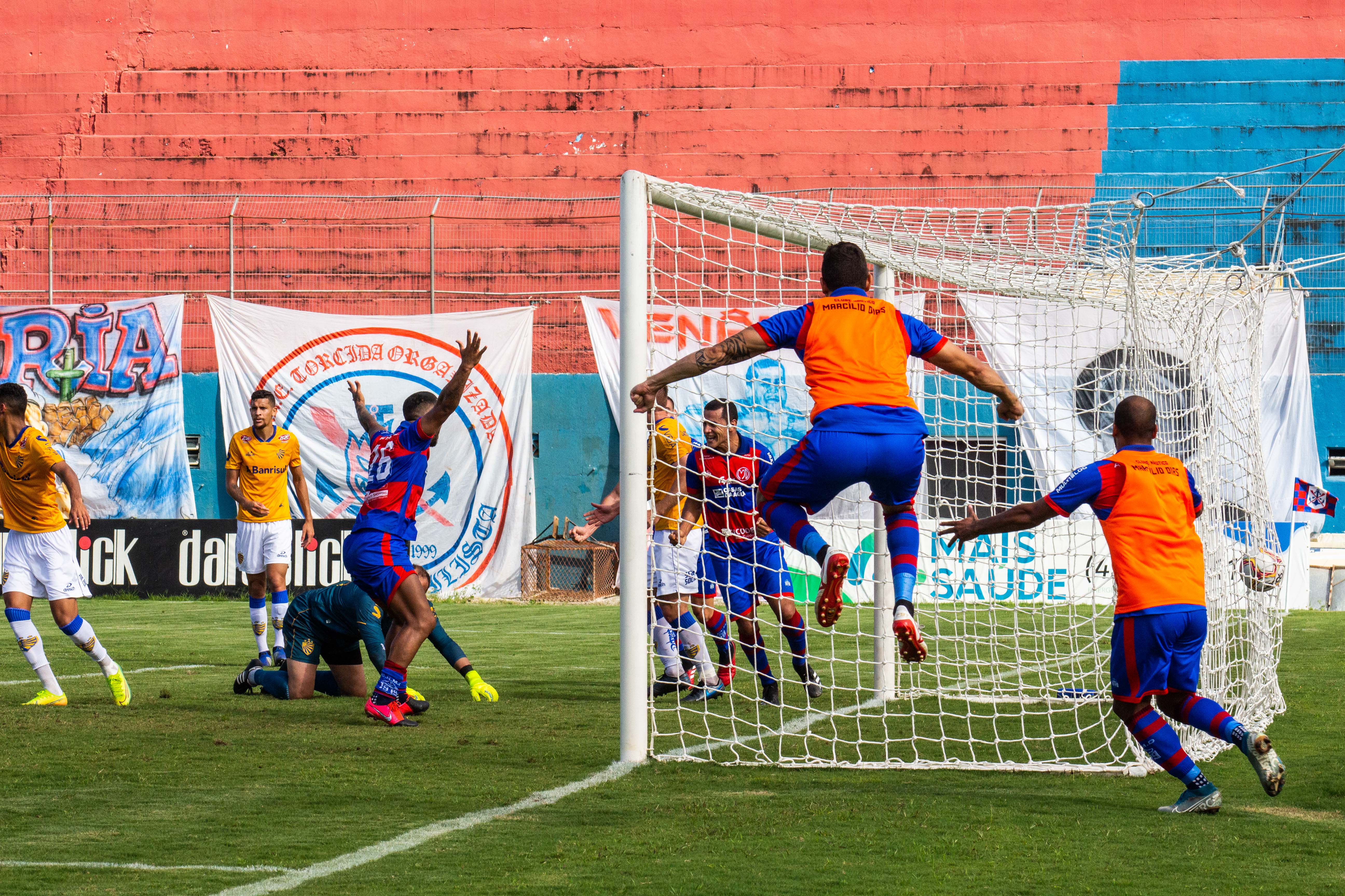 Série D: Marcílio Dias vence e se classifica e o Joinville só empata e está fora do mata-mata