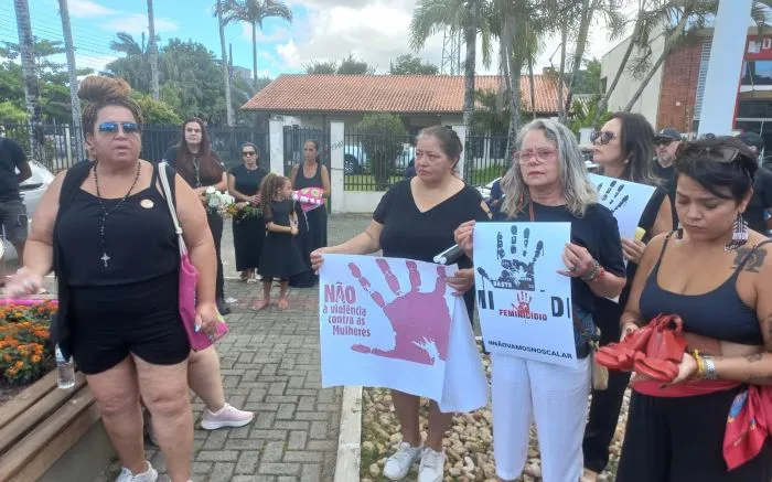Mais uma mulher procura delegacias pedindo socorro de Barra Velha região