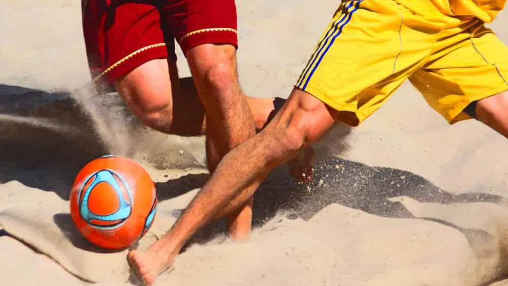Definidos os semifinalistas das categorias Veteranos e Livre do Municipal de Beach Soccer de Penha 