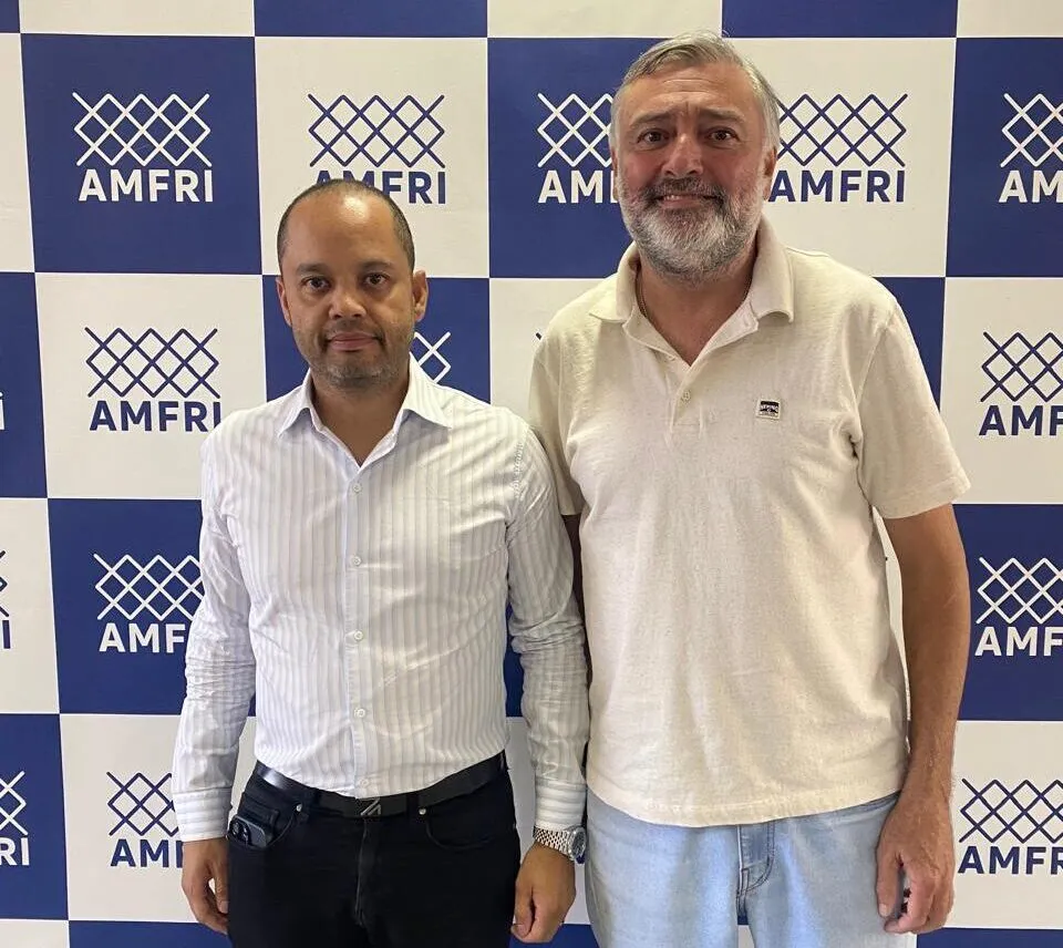Nova diretoria do Colegiado de Turismo é eleita durante reunião de planejamento regional