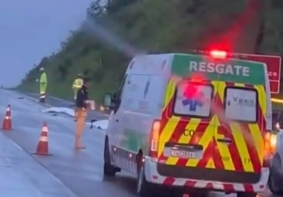 Casal morre em acidente de moto no km 95 da BR-101 em Barra Velha