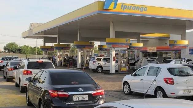 Região já registra filas e falta de gasolina em postos de combustíveis 