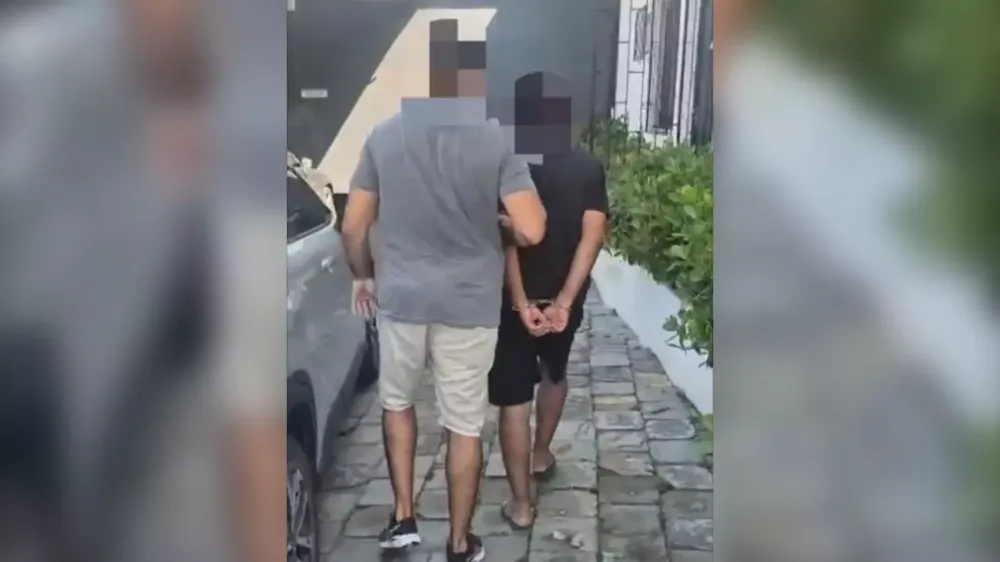 Polícia Civil de Navegantes prende estelionatário que aplicou golpe de mais de R$ 1 milhão em casa de carnes 