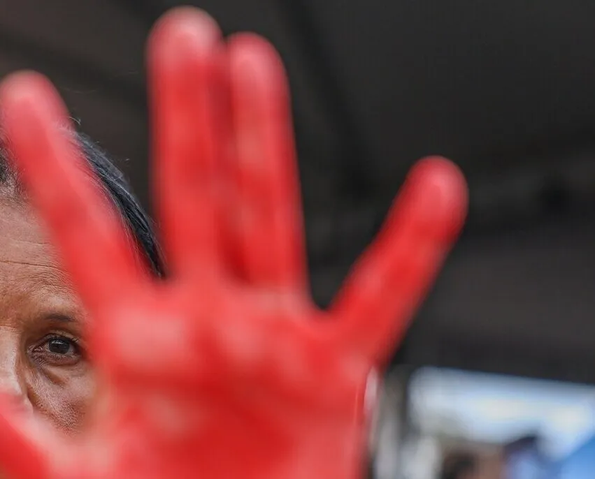 Venezuelana é degolada dentro de casa no Rio Pequeno em Camboriú