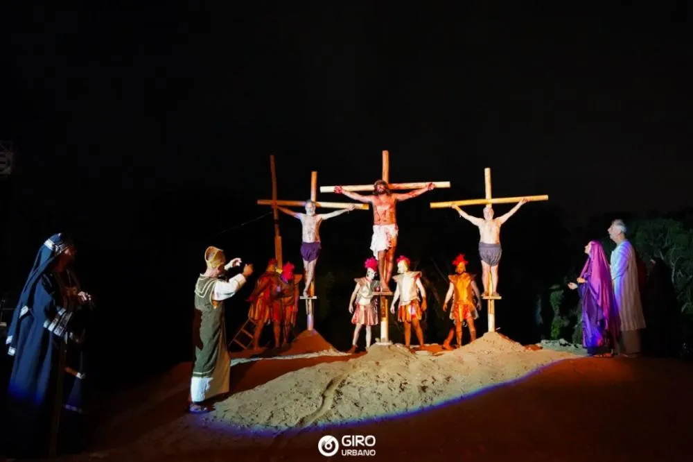 Feriadão em Balneário Piçarras terá Teatro Paixão de Cristo 