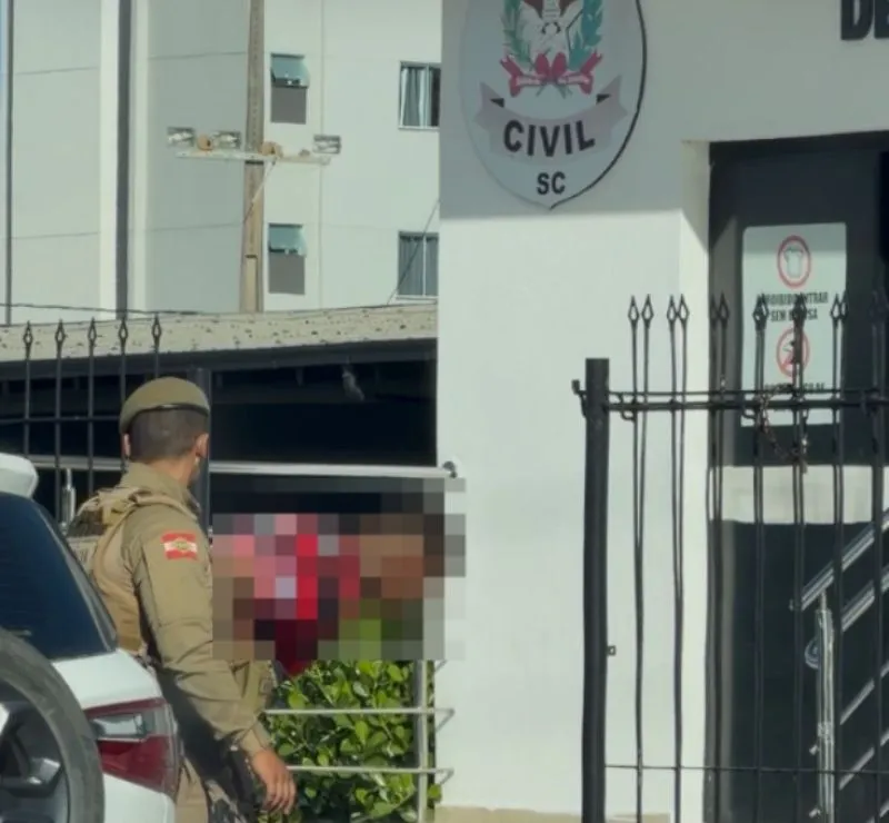 Segundo suspeito de matar médico e esposa é liberado pela polícia de Navegantes
