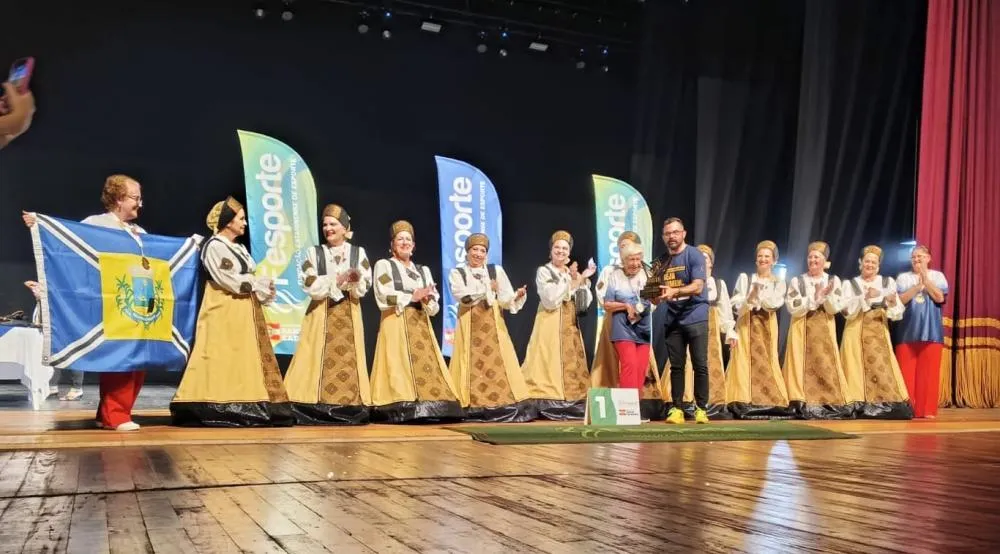 Balneário Piçarras conquista medalha de ouro nos JASTI na dança popular
