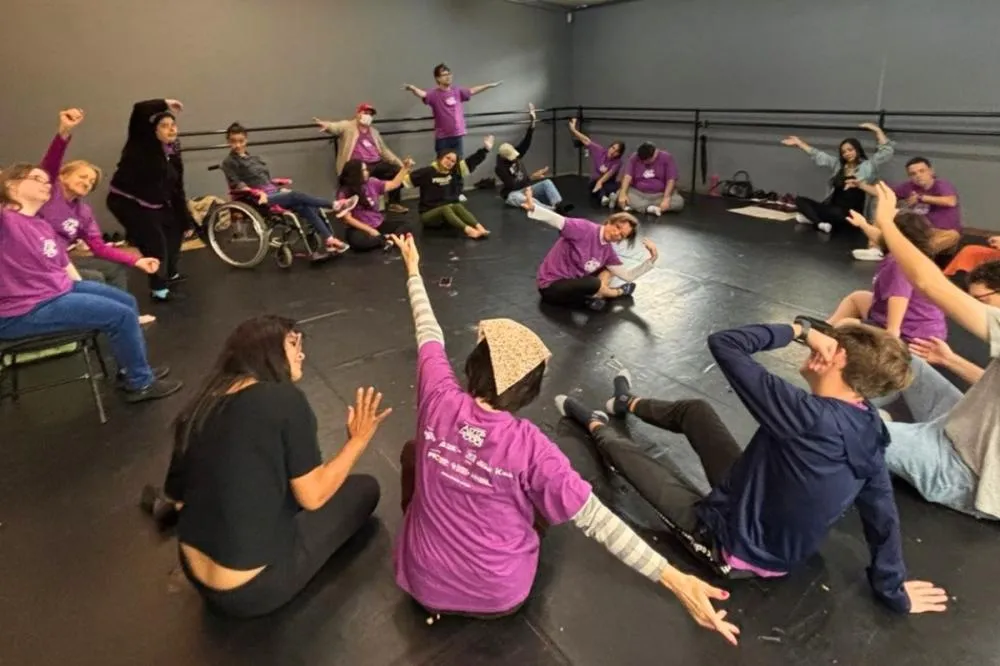 Projeto leva aulas de dança gratuitas a usuários do CRAS em Barra Velha e Balneário Piçarras 