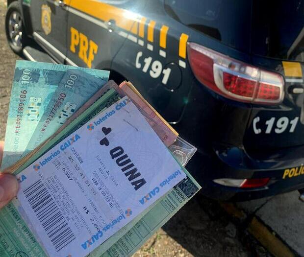 Bilhete Premiado: Golpista é preso pela PRF na BR-101 em Barra Velha