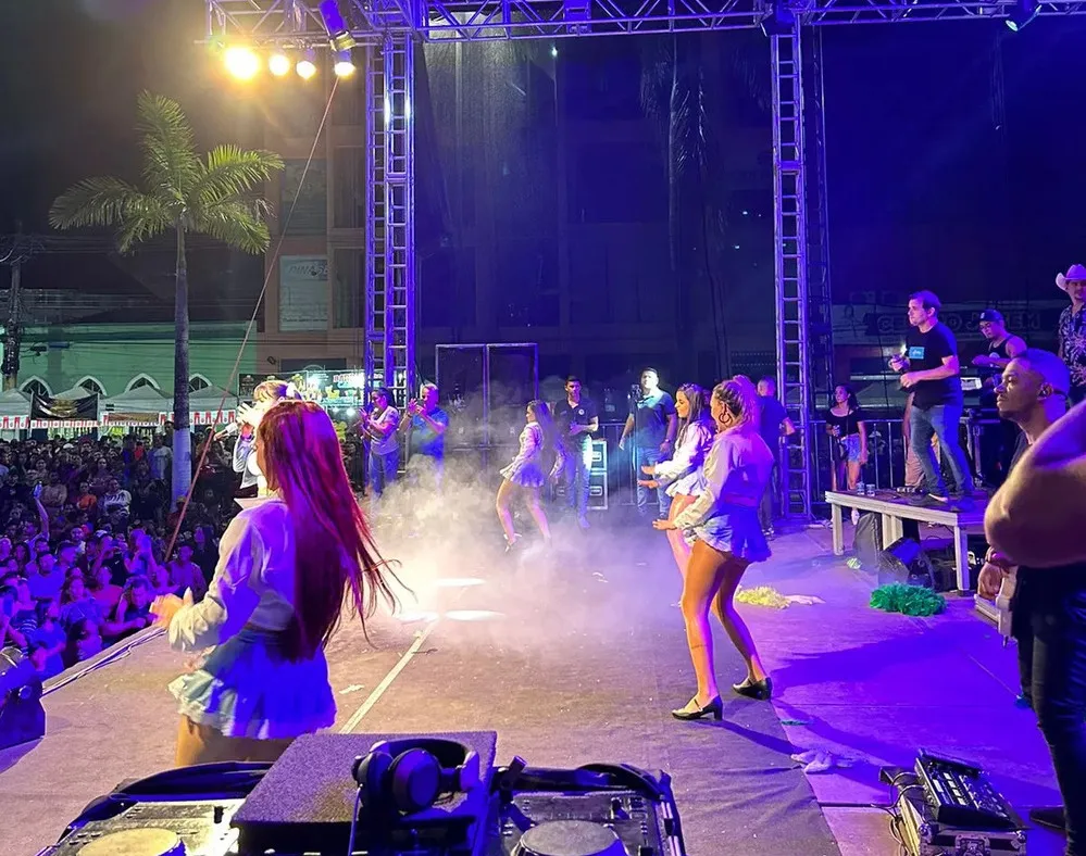 Balneário Piçarras entrega megaobra e festeja o Dia do Trabalhador com show nacional