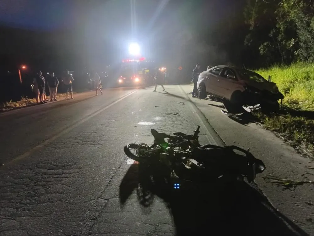 Motociclista fica gravemente ferido em acidente na SC-416 em Itapoá 