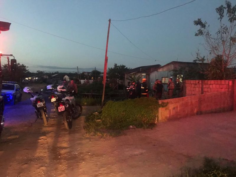 EXECUÇÃO: MÃE DE MENINA MORTA POR ASFIXIA E JOGADA EM PISCINA É EXECUTADA COM SEIS TIROS EM JOINVILLE