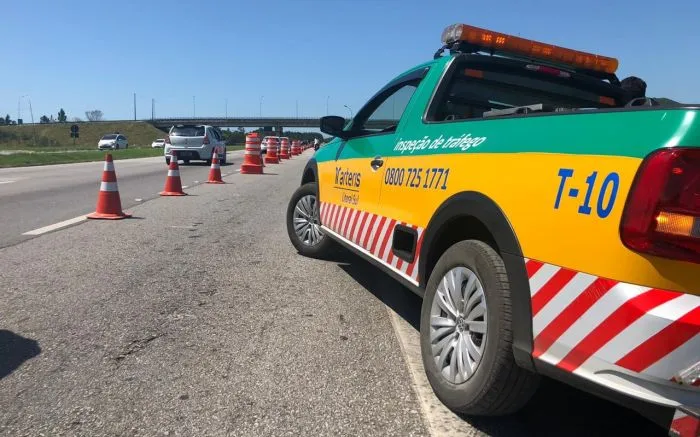 BR-101 tem acidentes em duas horas e uma pessoa morre na manhã do Dia das Mães
