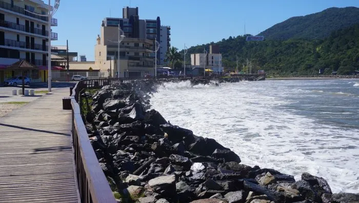 Gravatá terá interdições no trânsito para alargamento da faixa de areia em Navegantes