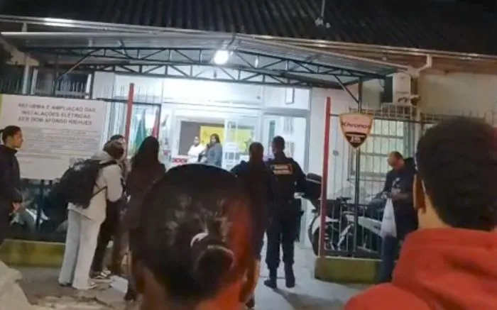 Homem invade escola com pedaço de pau e assusta alunos em Itajaí