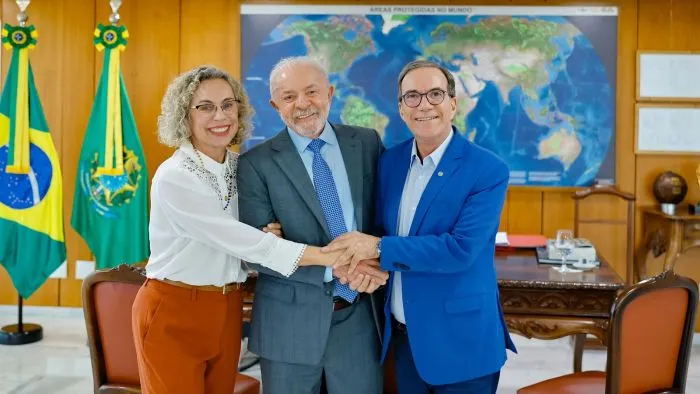Lula libera a pesca da tainha e diz em vídeo que vem buscar a sua em Itajaí