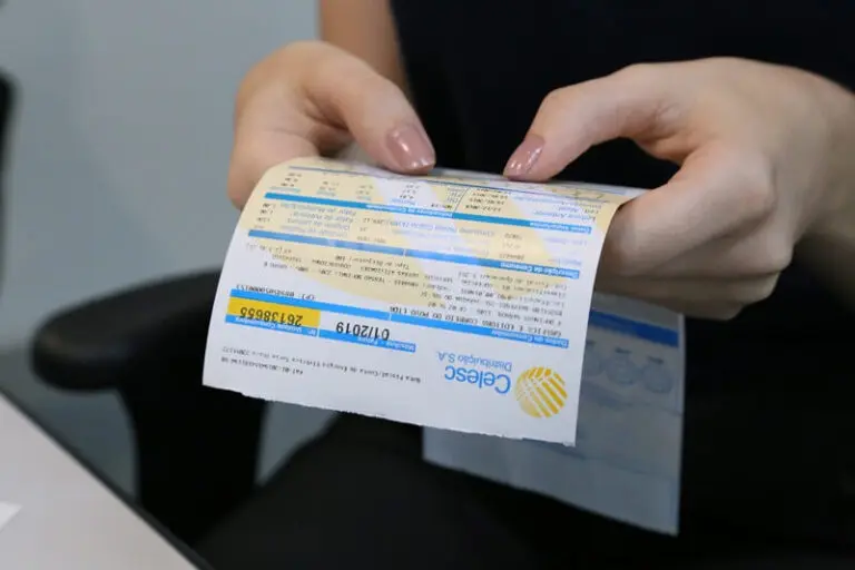 Celesc anuncia reajuste tarifária a partir de agosto com alta média de 11,77% 