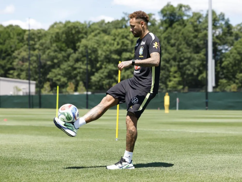 Neymar não viaja e está fora de Brasil x Haiti pela Copa do Mundo