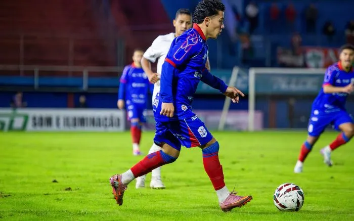 Marcílio fica no empate com a Portuguesa no Gigantão