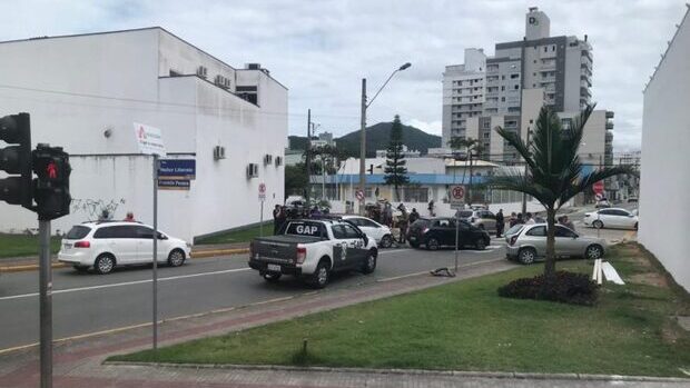 Homem é preso em Itajaí após roubar veículo no bairro Gravatá em Penha