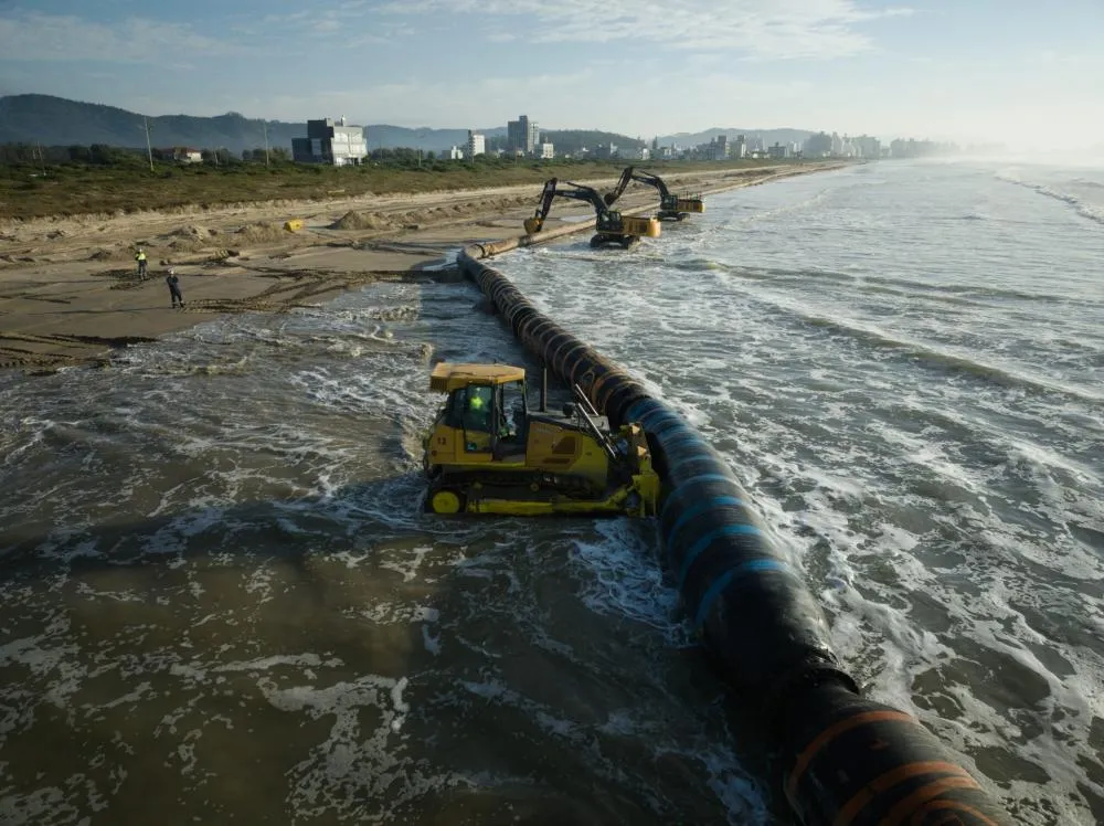 Obras do alargamento da Praia do Gravatá começam no fim de semana 