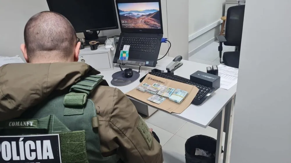Empresa de Blumenau é alvo de operação contra lavagem de dinheiro e fraude em licitações