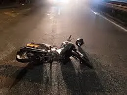 Motociclista morre após ser atropelada na BR-101 em Penha