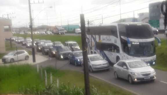 Volta pra casa: Rodovias de SC registram trânsito lento na volta do Feriadão