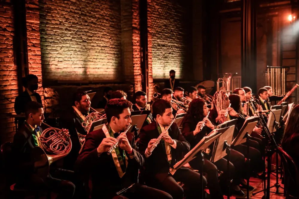 Orquestra Acadêmica Mariuccia Iacovino se apresenta na tarde de hoje em Penha 