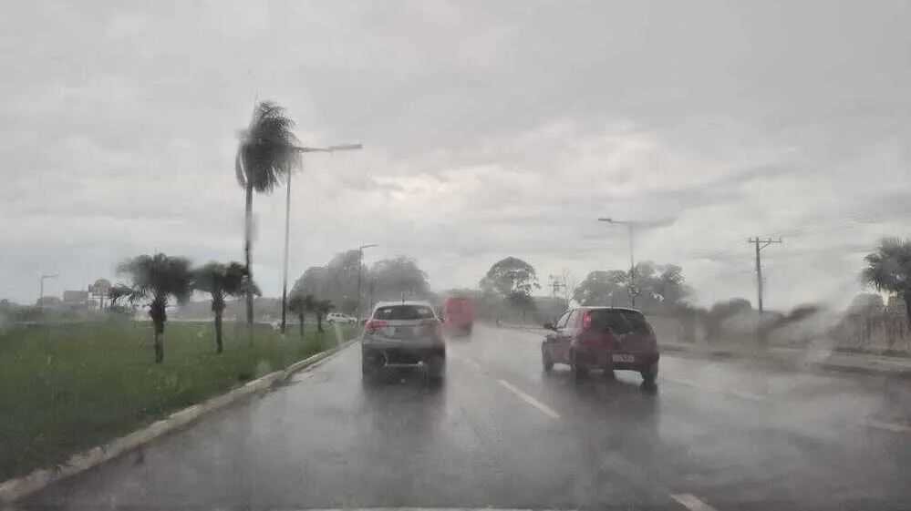 Inmet põe 261 cidades de Santa Catarina em alerta de grande perigo