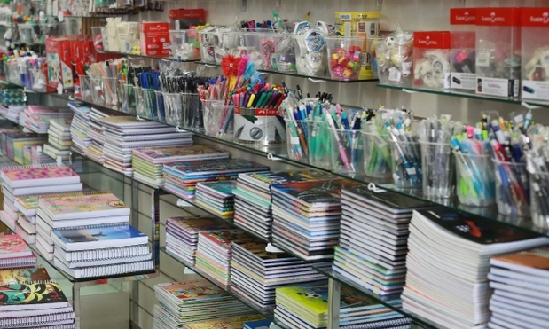 Volta às Aulas: Procon/SC constata diferença de até 699% no preço do material escolar e dá dicas para economizar
