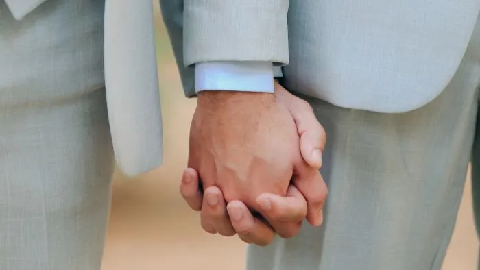 Justiça reconhece união e manda casal gay dividir patrimônio em Penha