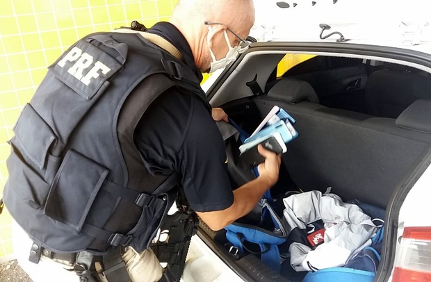 Conectados: Trio furta celulares em Navegantes e é preso na BR-101 em Tubarão