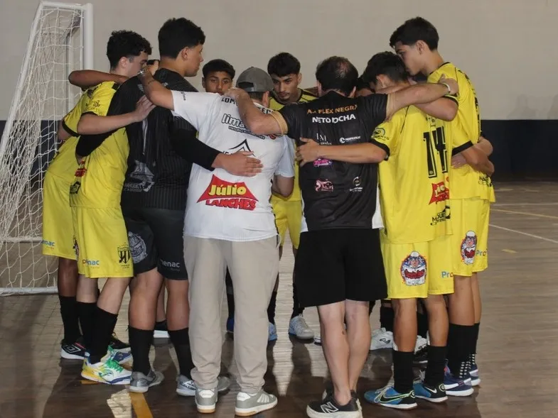 Flexa Negra/Sub-16 encara o Atlético Piçarras na tarde de amanhã 