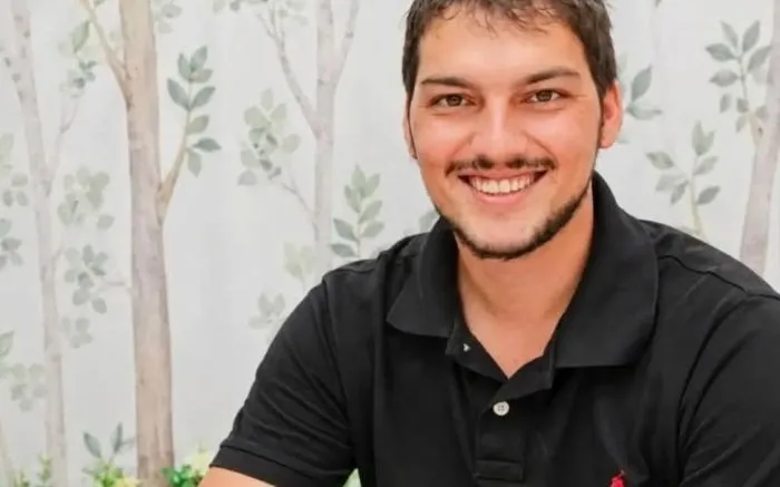 Família do músico e professor de física morto em acidente no Centro de Penha pede apoio e justiça