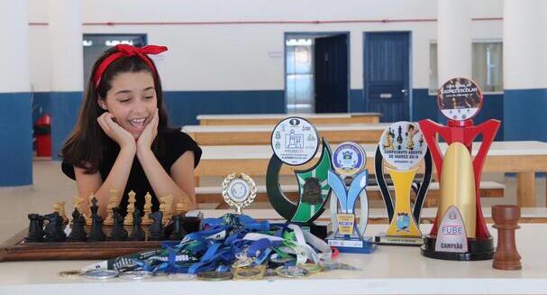 Medalha no Tabuleiro: Enxadrista mirim de Penha chega em terceiro no Floripa Chess Open e carimba passaporte para o Pan-americano de Xadrez Escolar