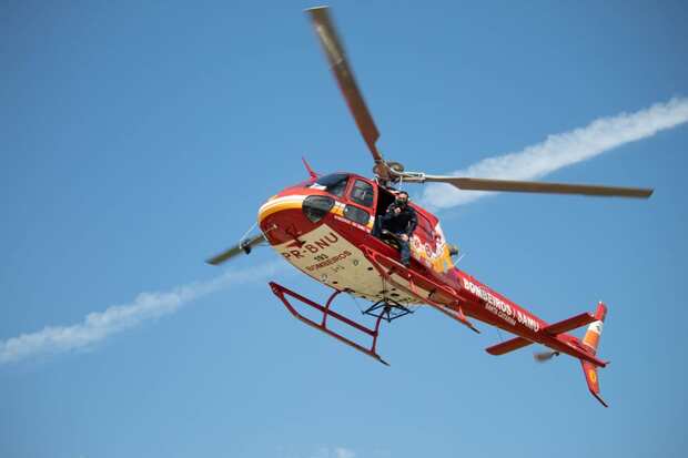 Penha: Bombeiros resgatam menino de quatro anos que ficou engasgado ao engolir conchinha na praia Vermelha