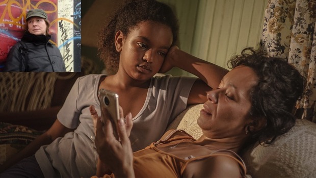No Tapete Vermelho: Filme catarinense “O Baile” qualificado para o Oscar 2021, tem como diretor de arte o penhense Dicezar Leandro