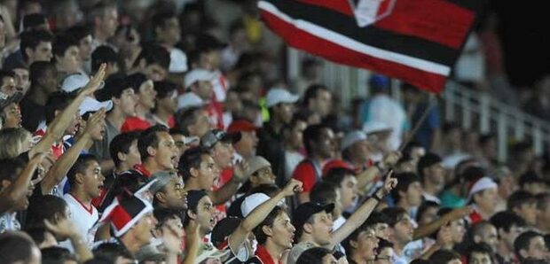 Catarinão 2021: Presidente da FCF tenta liberação de público para jogos do Catarinense