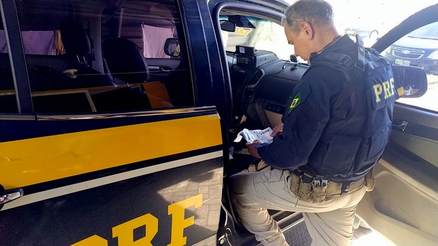PRF prende estelionatário que aplicava golpe do “bilhete premiado” em Itajaí
