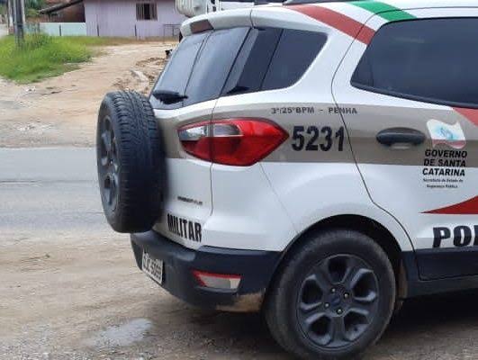 TAPA NA CARA: POLICIAIS SÃO ACUSADOS DE AGREDIREM AGENTES DE SAÚDE DE PENHA NO BAIRRO SANTA LÍDIA