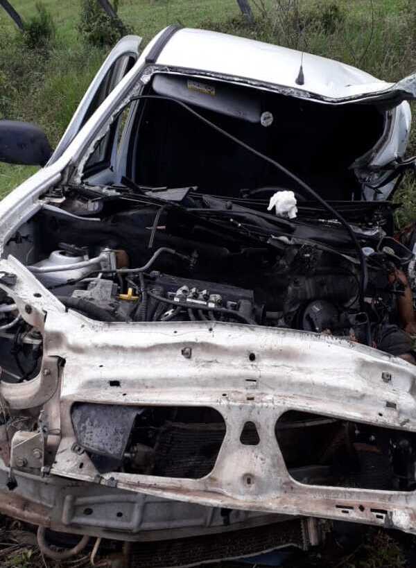 Garuva: Motorista morre em acidente entre carro e caminhão na SC-417