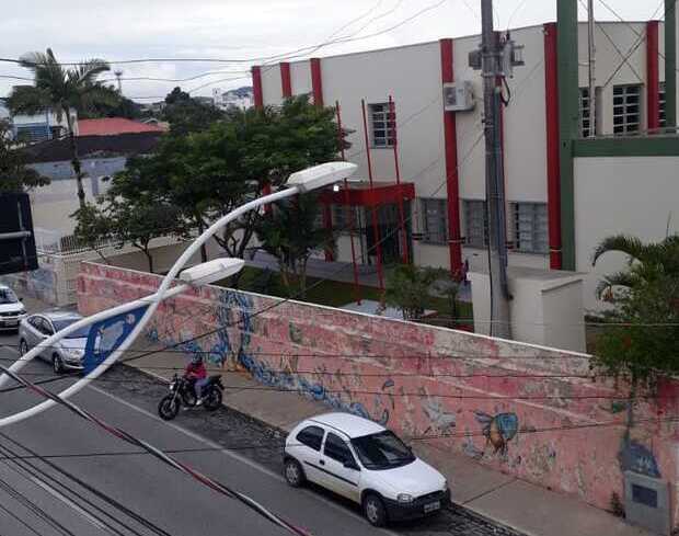 Penha: Muro da Escola Manoel Assis Henrique de Assis terá desenhos inspirados em frases criadas por alunos