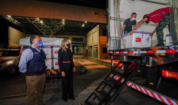Boletim Coronavírus: SC começa a distribuir novo lote com 229.200 vacinas contra Covid-19 para os municípios