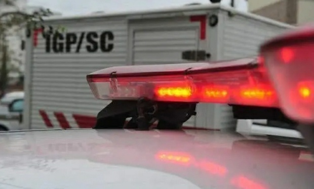 Itajaí: Marido é morto com cinco tiros por mulher no bairro Santa Regina