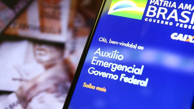 Caixa paga auxílio emergencial a nascidos em dezembro