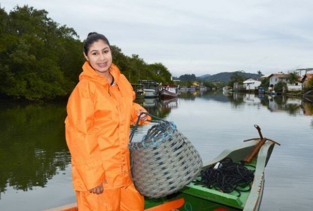 Mulheres em ação: Epagri retoma capacitação de pescadoras na modalidade on-line