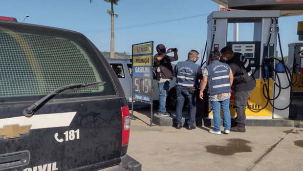 Fraude nas bombas: Posto de combustível é lacrado pela Polícia Civil e Procon
