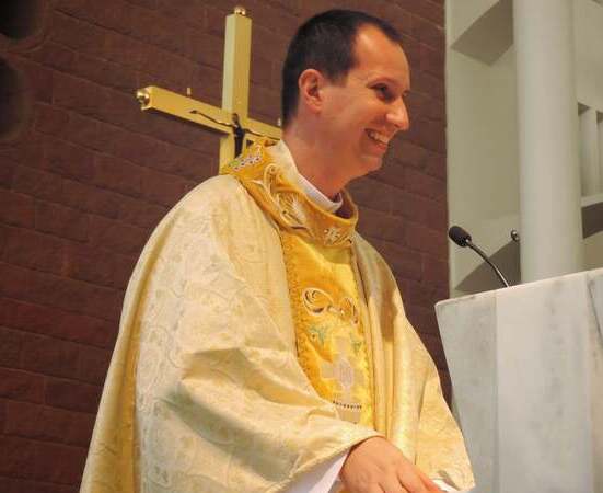 Padre cai de ribanceira com gaiola cross e morre durante trilha em Indaial